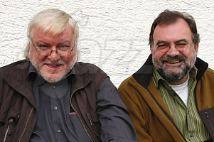  H.UHLIR + B.HOFFMANN  