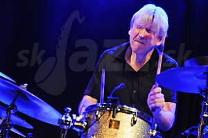 MAGNUS ÖSTRÖM
