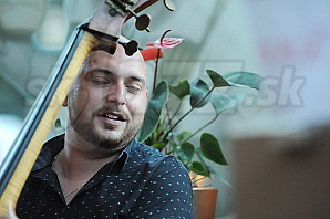 TOMÁŠ BAROŠ