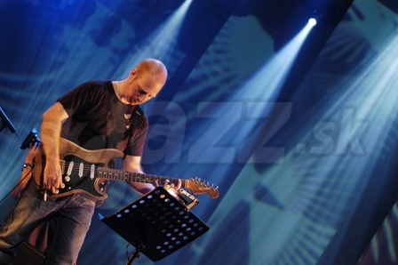 OZ NOY