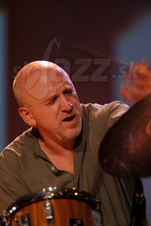  ADAM