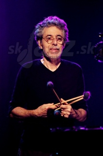  MIKE MAINIERI