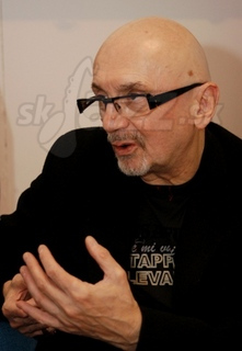 TOMASZ