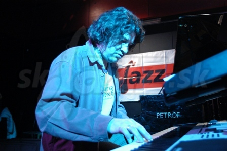 PETER PRELOŽNÍK