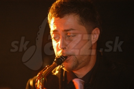  RADO TARIŠKA