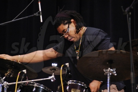  ERNESTO SIMPSON