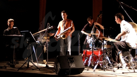 MOUTIN REUNION QUARTET