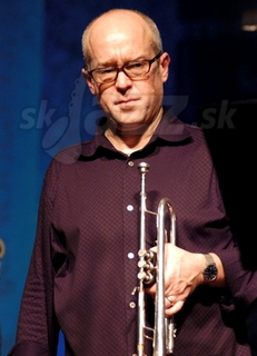  DAVE DOUGLAS