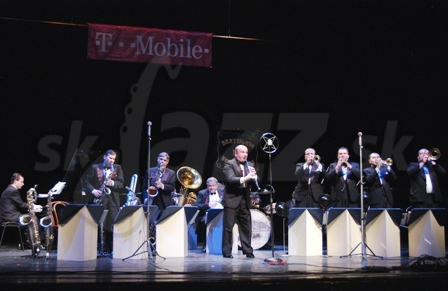  BRATISLAVA HOT SERENADERS