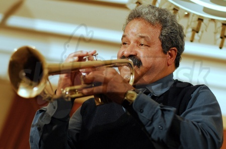 LAZARO CRUZ