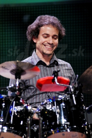 DAFNIS PRIETO