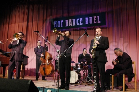  TRADITIONAL JAZZ BAND