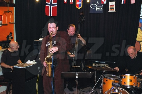  GRADISCHNIG - STRASSER QUARTET