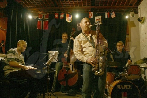  MILO SUCHOMEL QUARTET