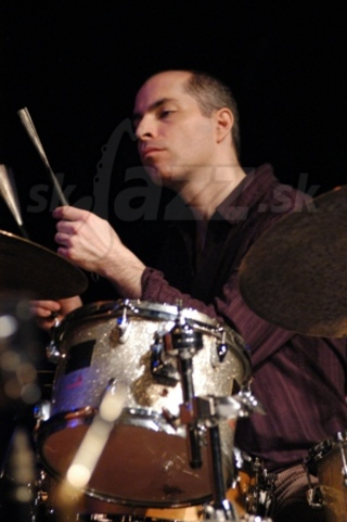 ASAF SIRKIS