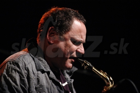  GILAD
