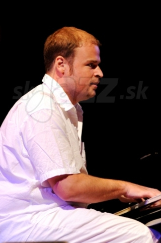  MARTIN