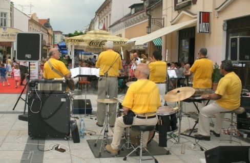 SEREDSKÝ DIXIELAND BAND
