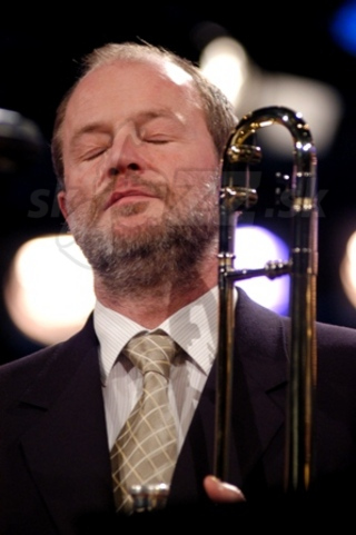  JIGGS WHIGHAM