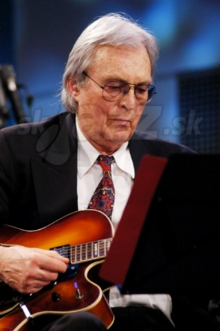  TOM WOHLERT