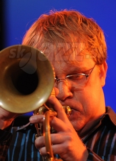 AXEL SCHLOSSER