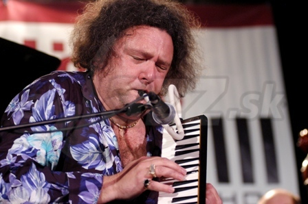  LEONID