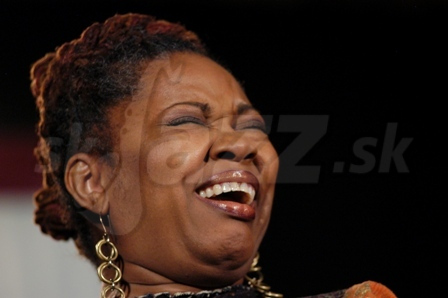 DEE ALEXANDER