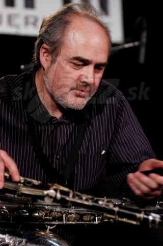  NICOLAS