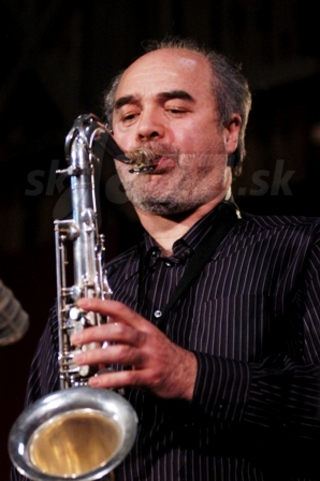 NICOLAS