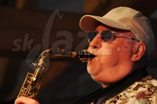  LEE KONITZ