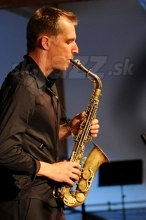  IGNAZ