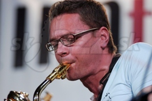  BERNHARD BRUNMAIR