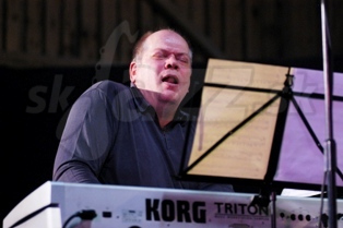  CHRISTOPH