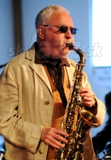  LEE KONITZ