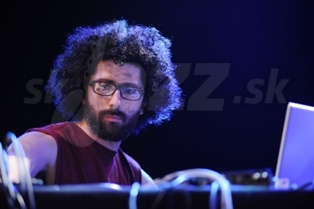 RAZ