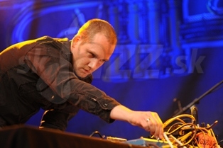  MARTIN