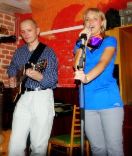 CAROLINE HITLAND + STANO POČAJI