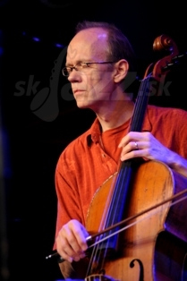 HANK ROBERTS