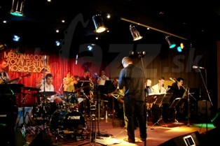 CHAMELEON BIG BAND