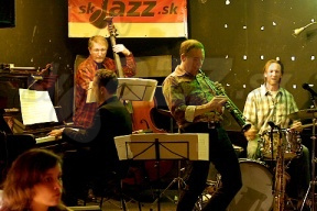  ANDY MIDDLETON QUARTET