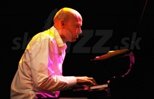 OLAF POLZIEHN